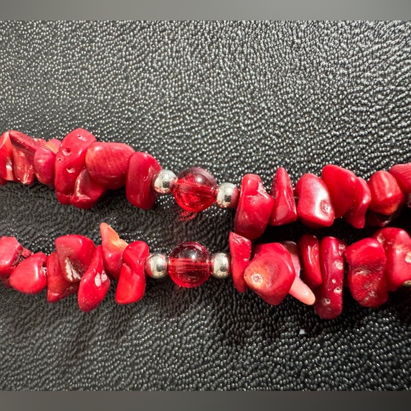 Hand-Crafted Natural Red Coral Beaded Necklace - Picture 3 of 5